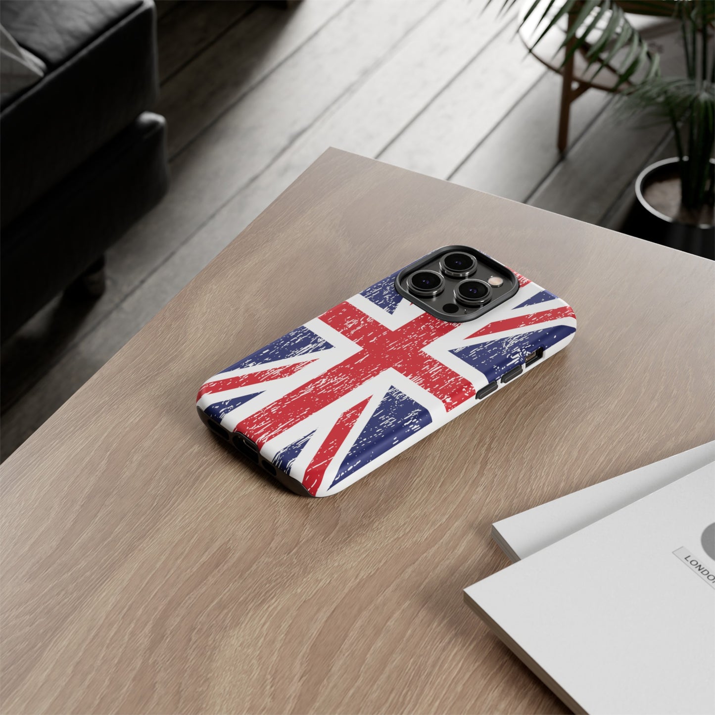 T5 Minimalist United Kingdom Flag Smartphone Case