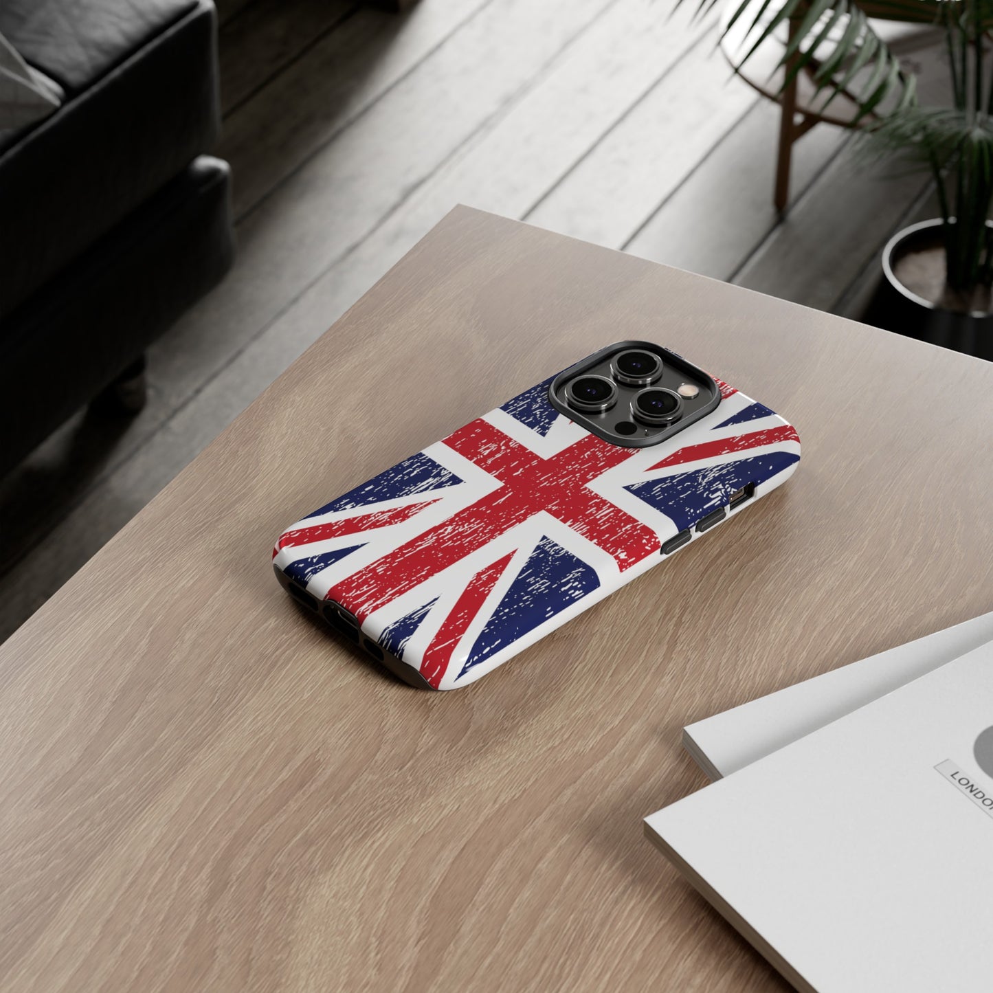 T5 Minimalist United Kingdom Flag Smartphone Case